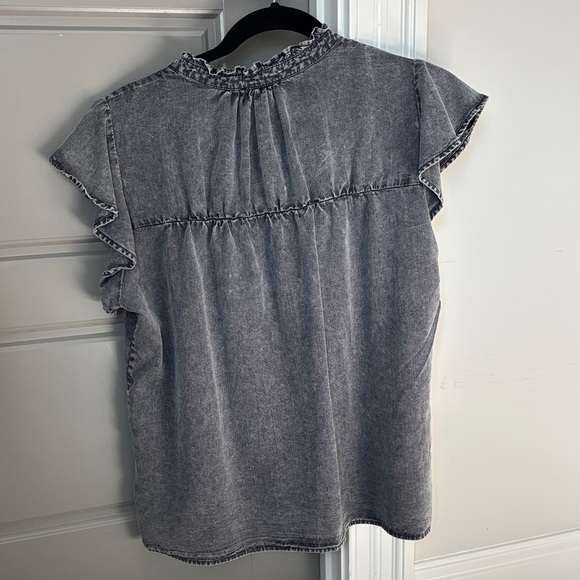Rails Charcoal Ruffled Blouse - Picture 3 of 3